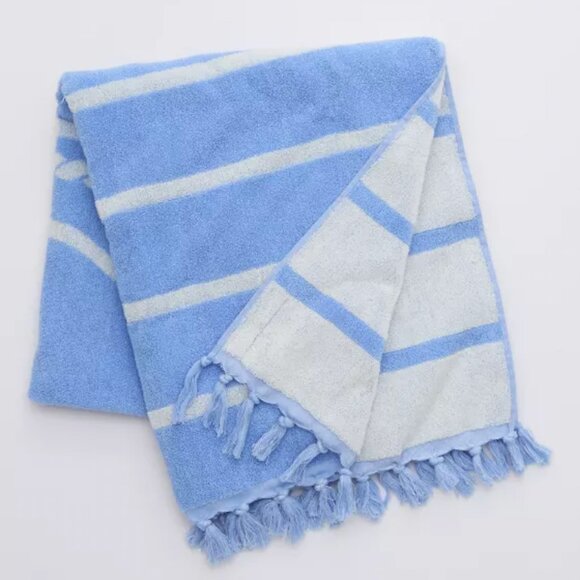 NWT Aerie Jacquard Beach Towel in Blue Ocean Sky - Picture 2 of 3